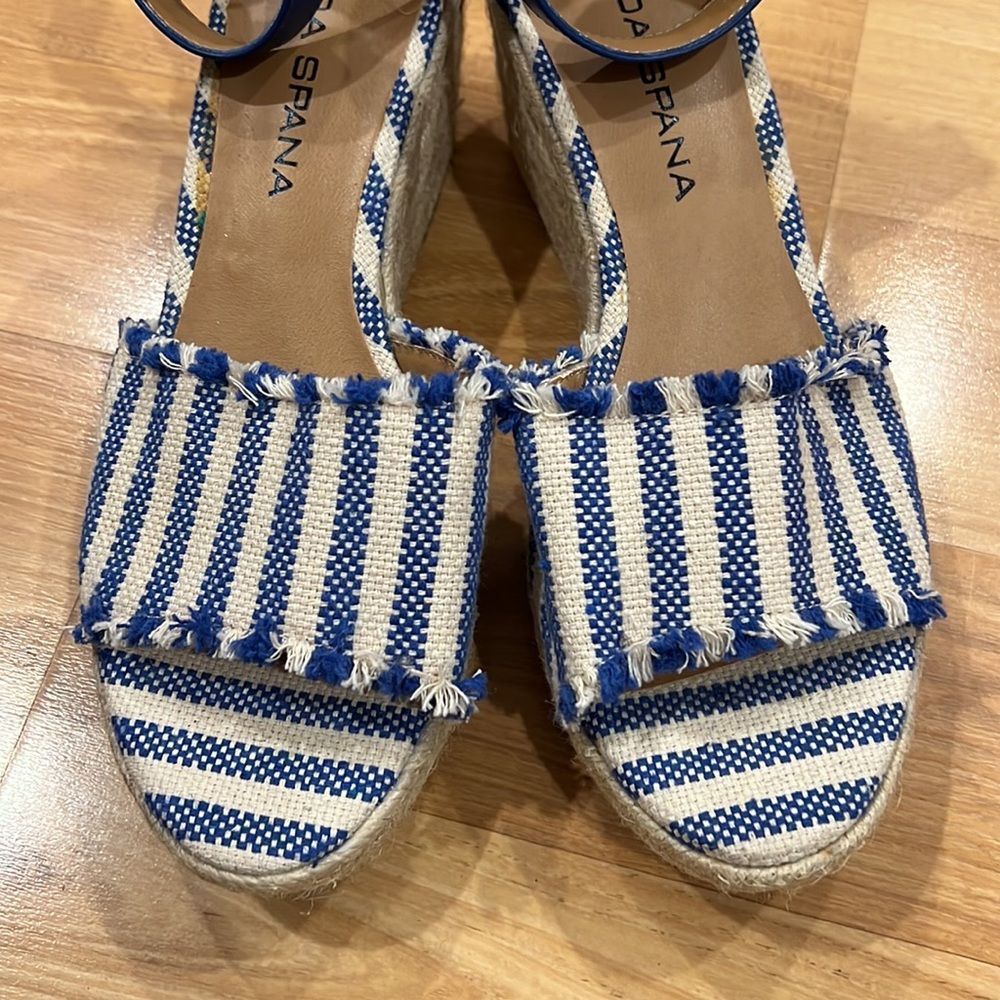 Blue Striped Strappy Wedges 8.5 - Picture 2 of 9